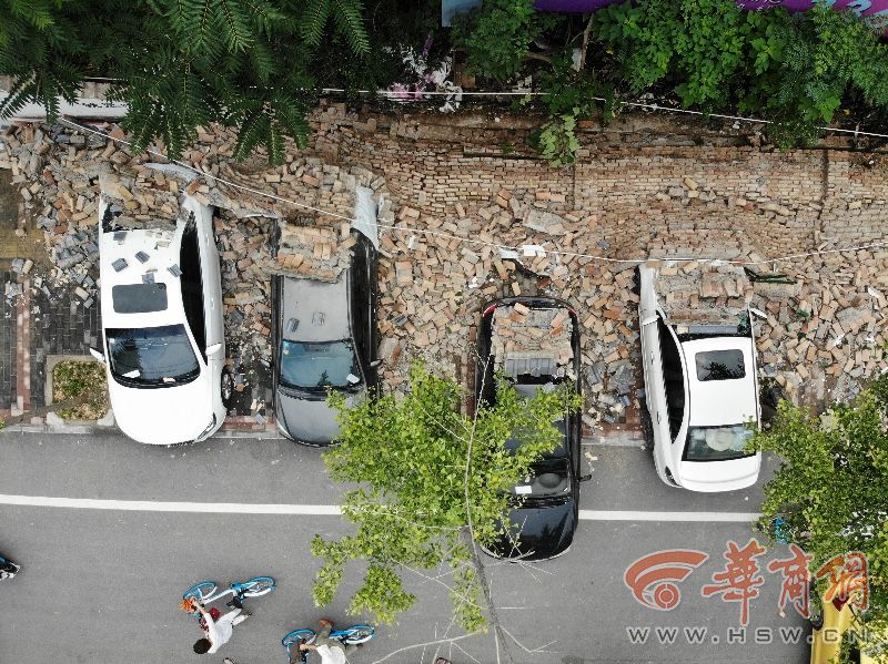 破败王者英雄联盟传奇上路用什么装备比较好